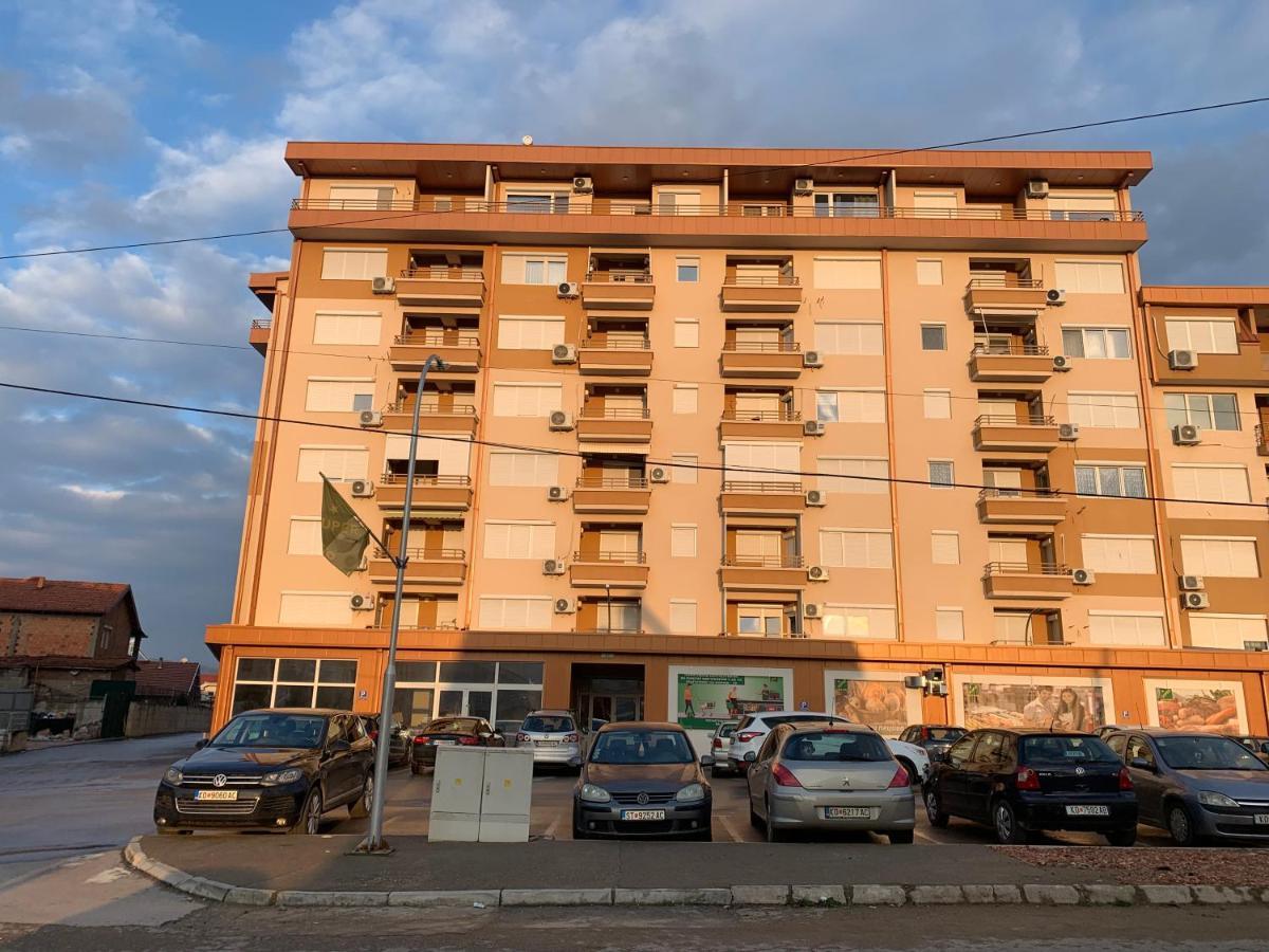 Apartment Trifunovi Kočani Luaran gambar