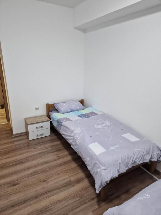 Apartment Trifunovi Kočani Luaran gambar